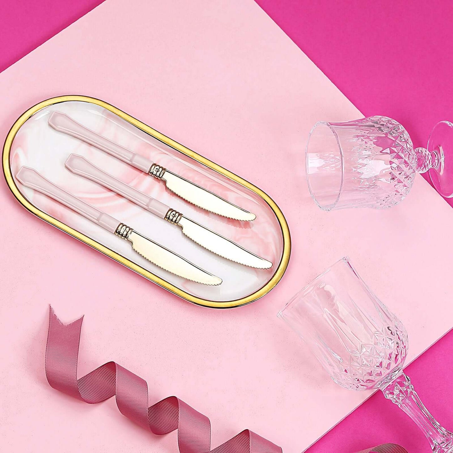 24 Pack Gold 7.5" Heavy Duty Plastic Knives with Blush Handle, Disposable Silverware