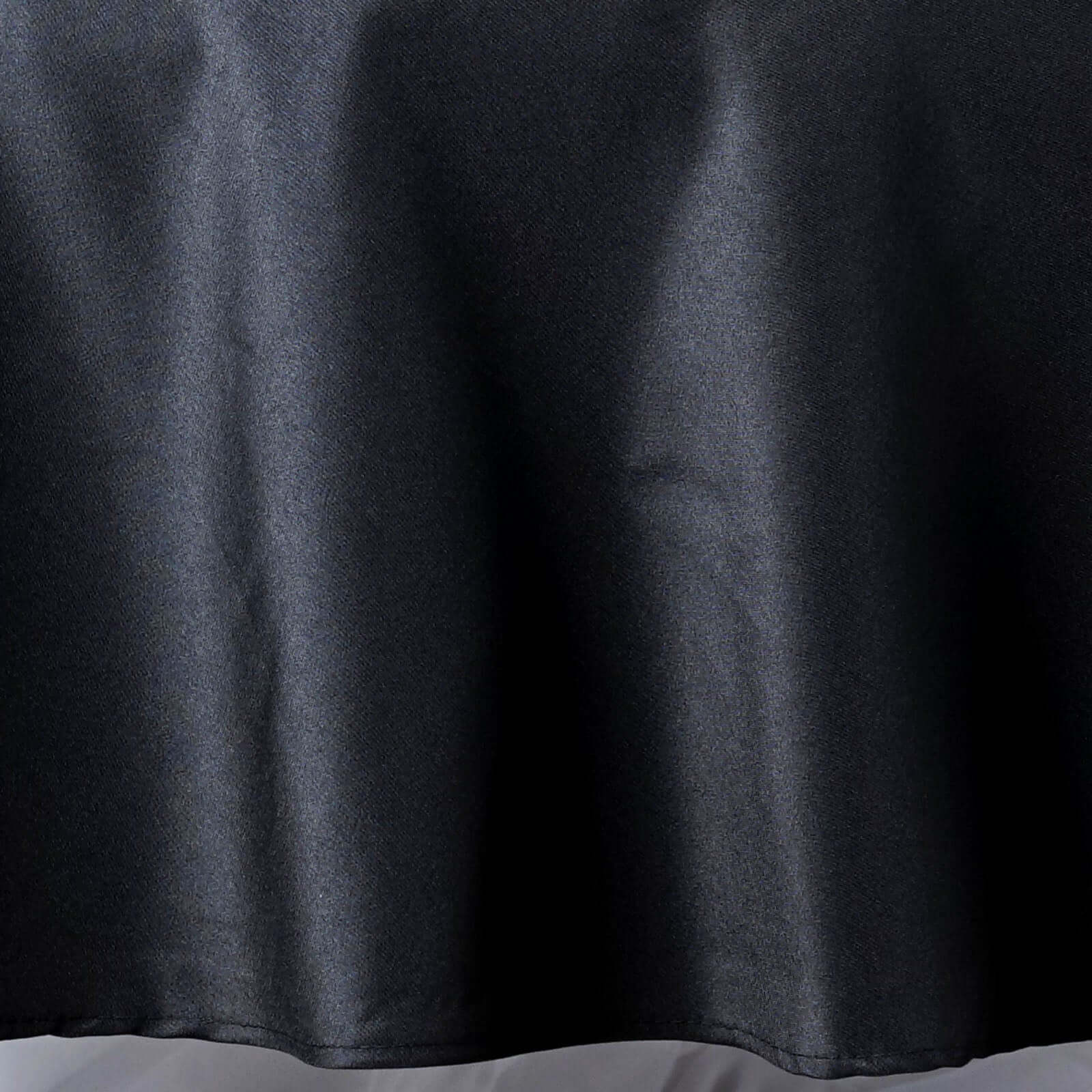 Premium Polyester 132" Round Tablecloth Black - Seamless 220GSM Wrinkle - Resistant Design for Upscale Occasions - NestOCart