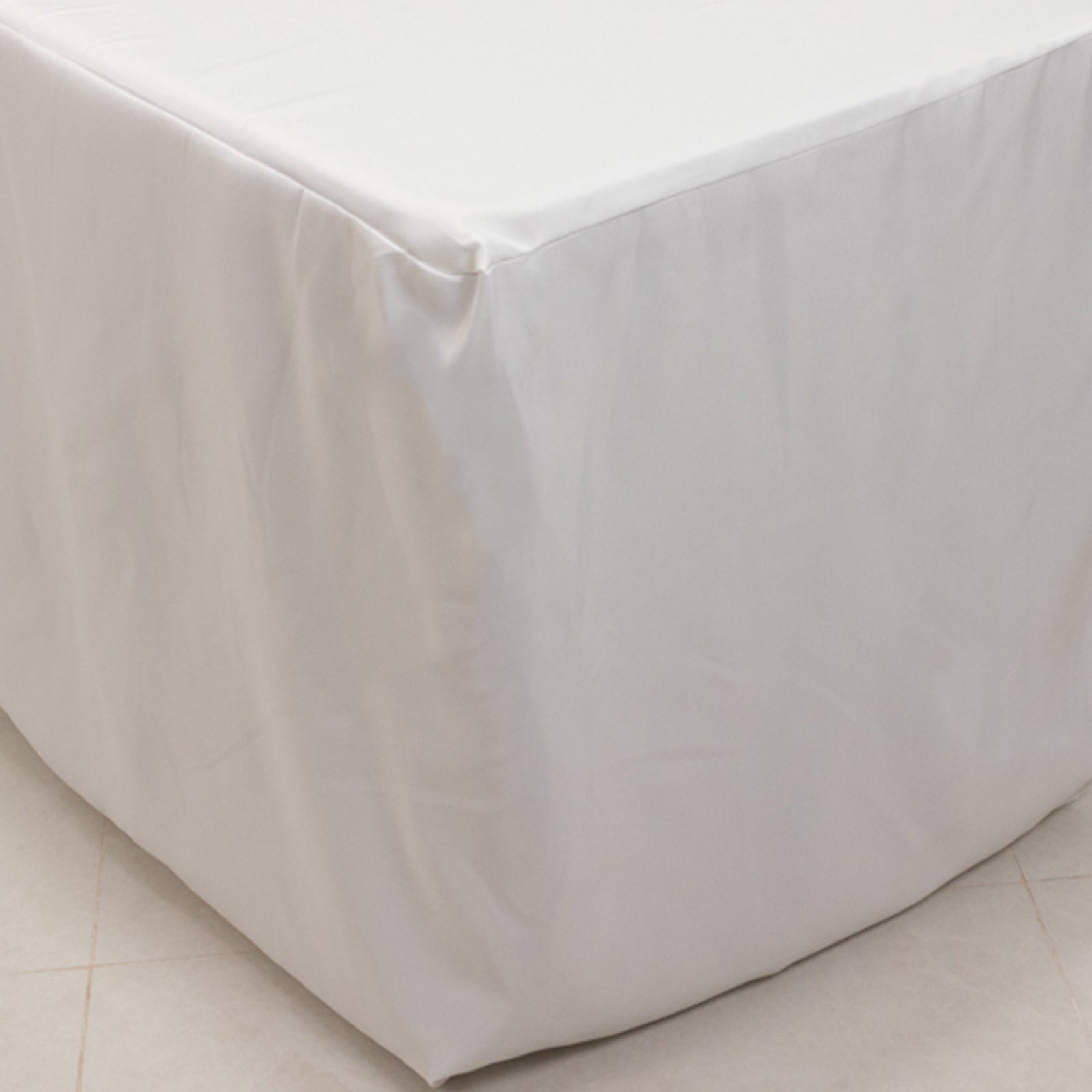 Premium Polyester 8ft Rectangle Tablecloth White Durable Fitted 220GSM Table Cover for Trade Shows & Events - Bell Racket Store