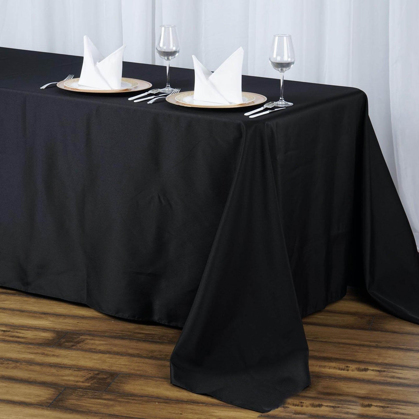 Premium Polyester 90"x132" Rectangle Tablecloth Black - Seamless 220GSM Stain - Resistant Design for Luxurious Events - NestOCart