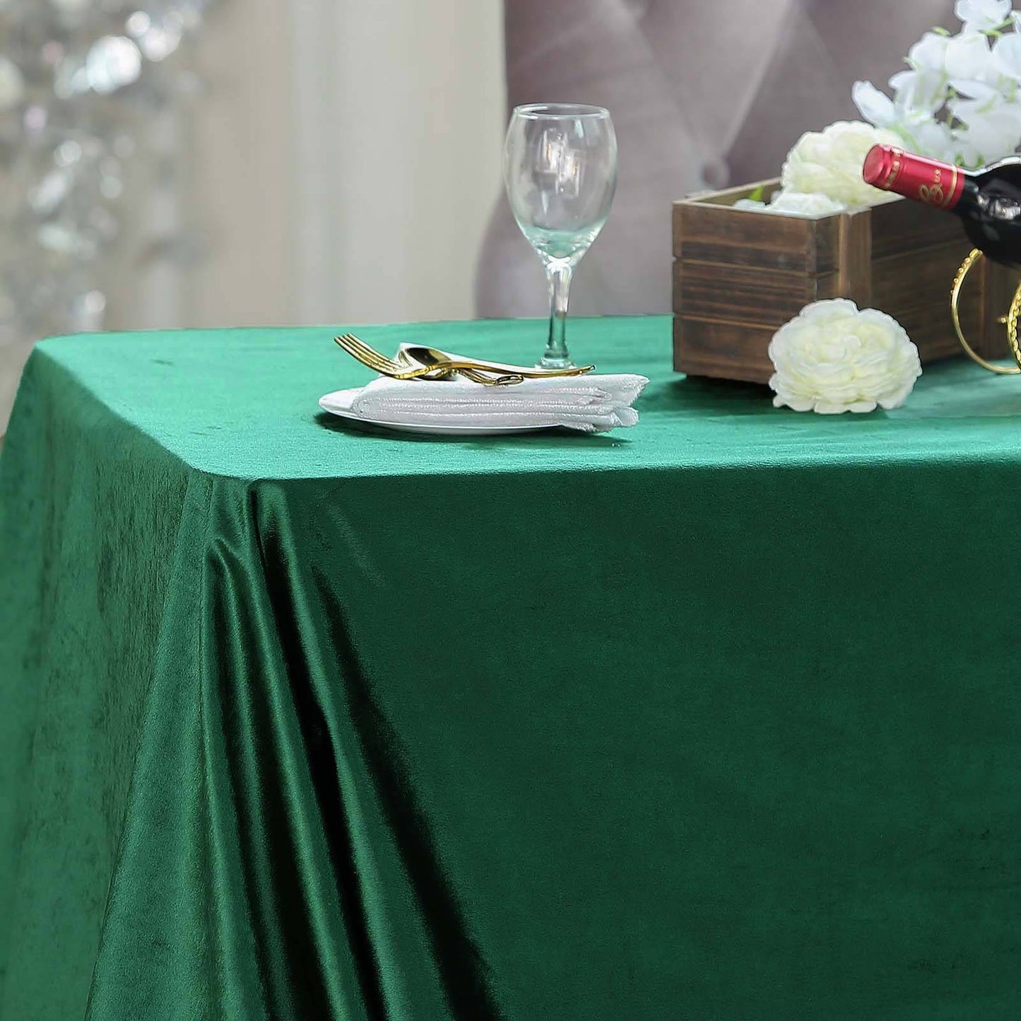 Premium Velvet 90"x132" Rectangle Tablecloth Hunter Emerald Green - Reusable Soft & Seamless Table Cover
