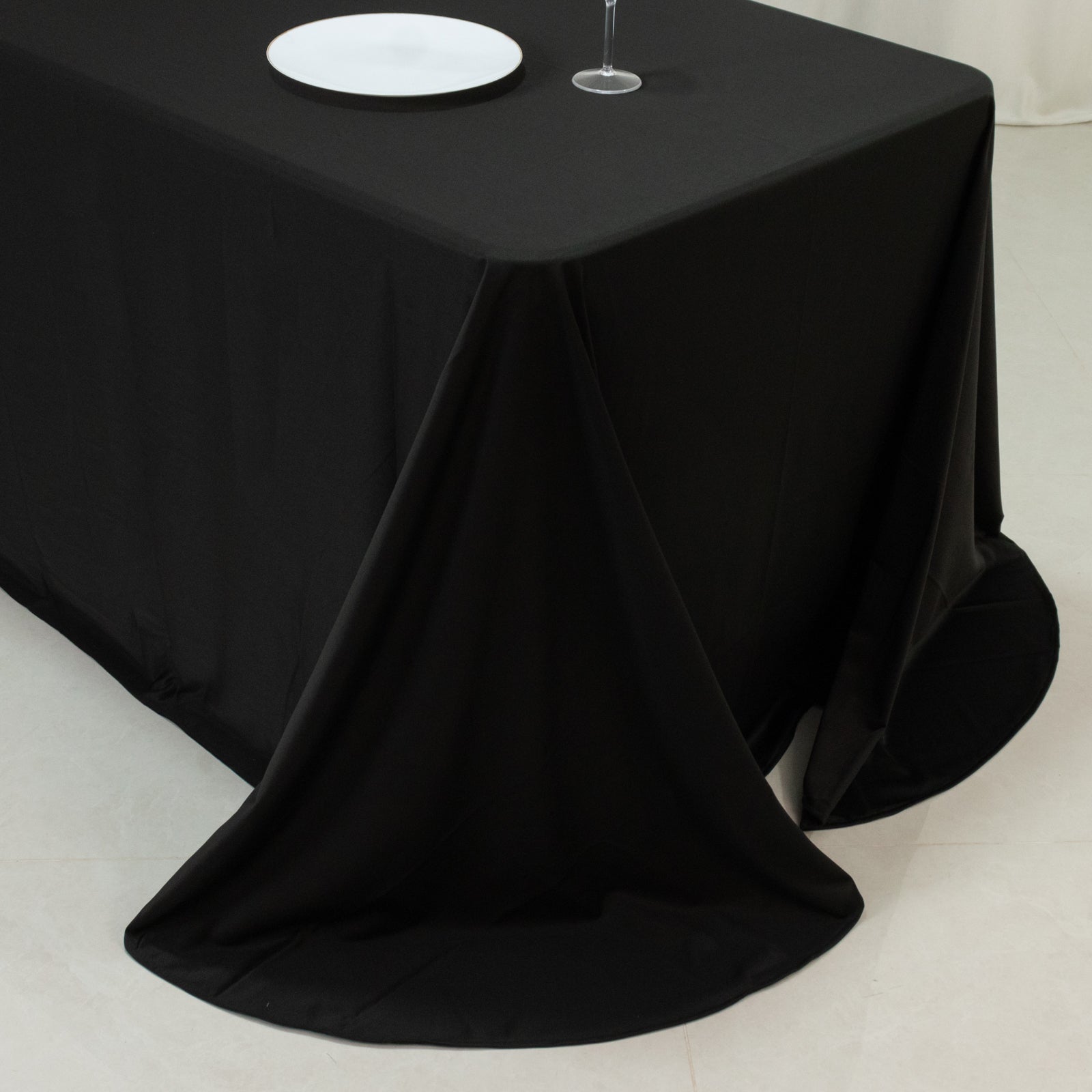 Scuba Rectangular 90"x156" Tablecloth Black with Rounded Corners â€“ Seamless, Wrinkle Free & Stain Resistant Table Cover - Bell Racket Store