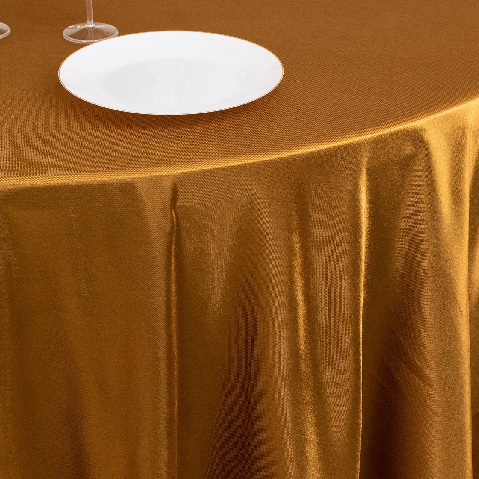 Scuba Round 108" Tablecloth Shimmering Gold - Wrinkle Free & Stain Resistant Table Cover for Weddings and Parties - Bell Racket Store