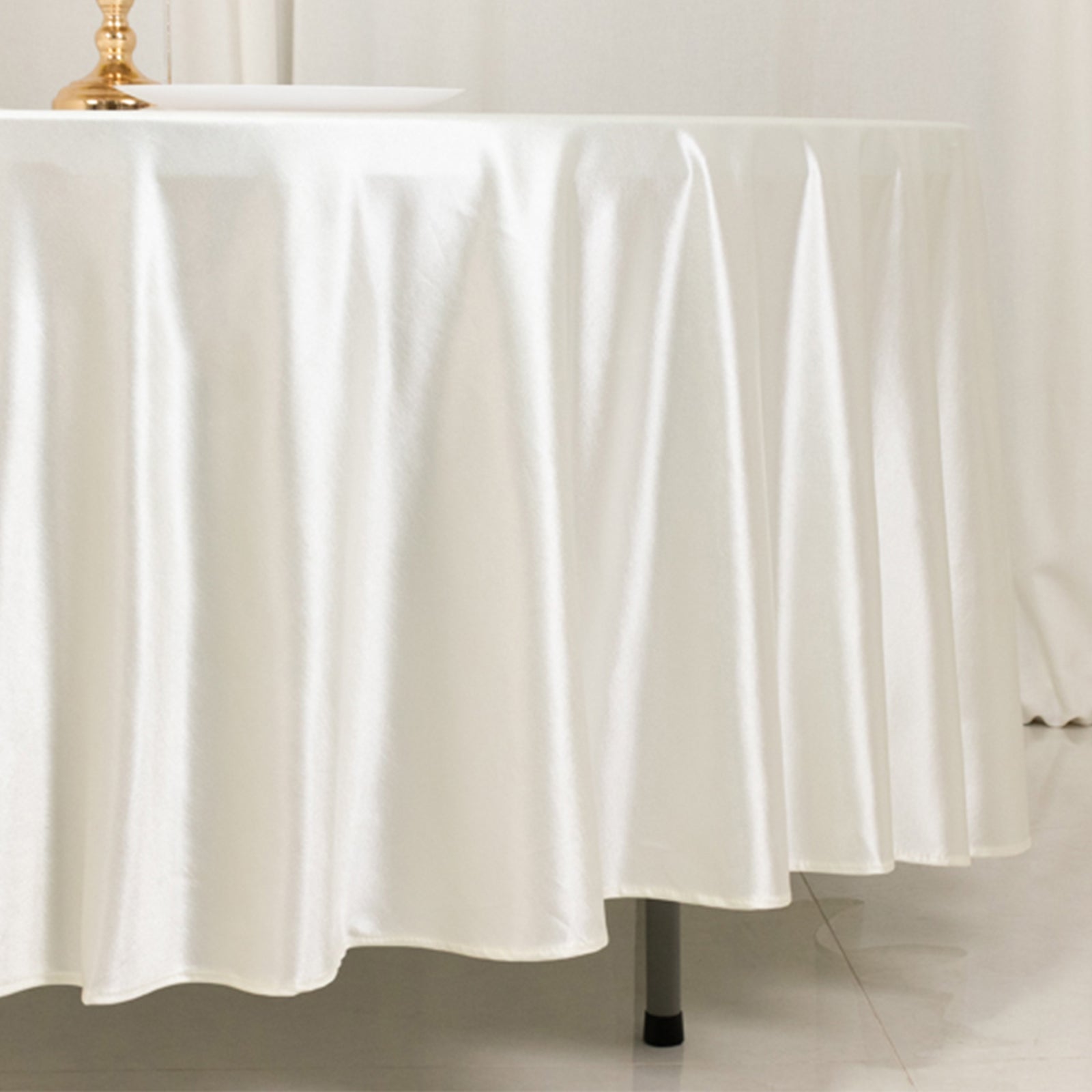 Scuba Round 108" Tablecloth Shimmering Pearl White - Wrinkle Free & Stain Resistant Table Cover - Bell Racket Store