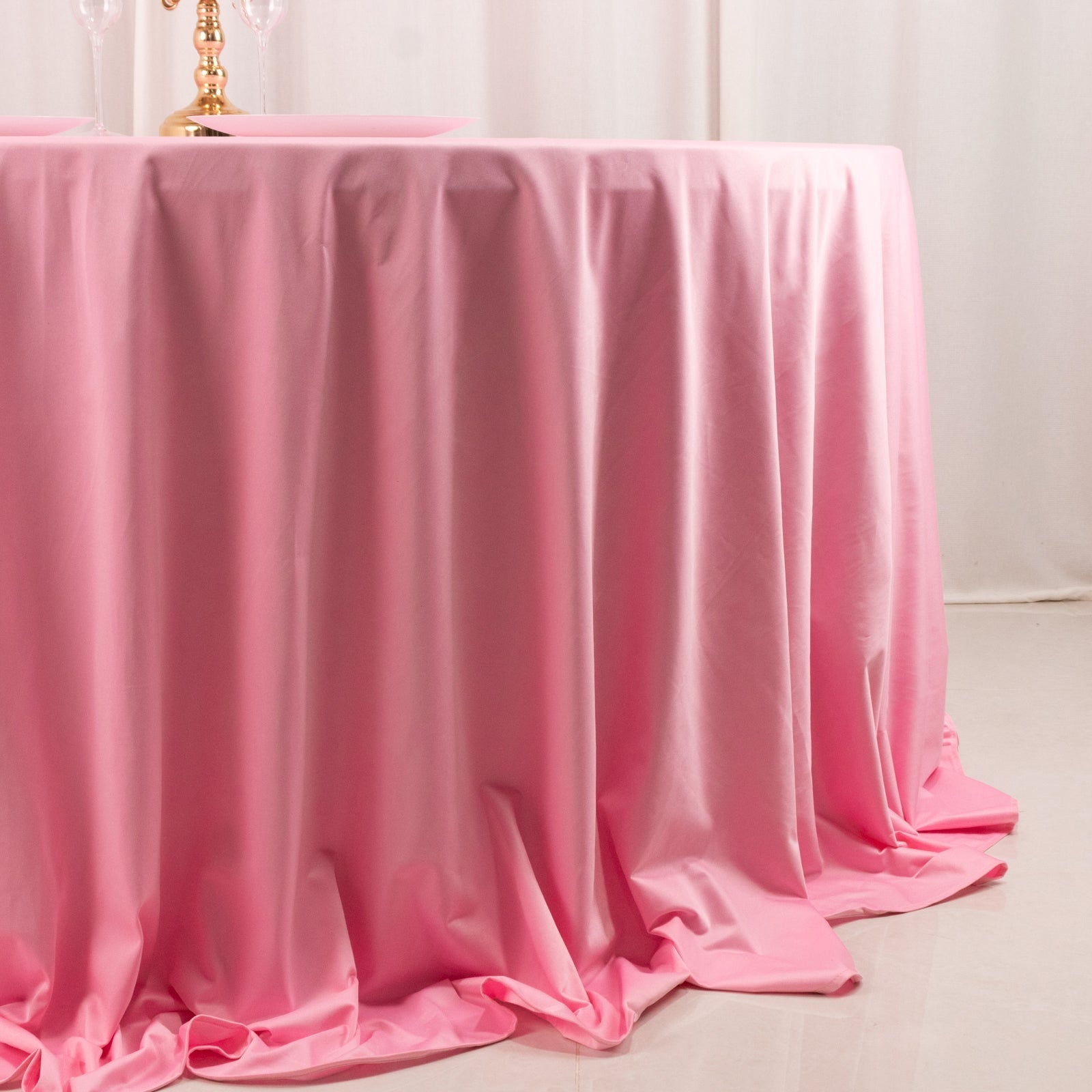 Scuba Round 132" Tablecloth Pink - Wrinkle Free & Stain Resistant Seamless Table Cover - Bell Racket Store
