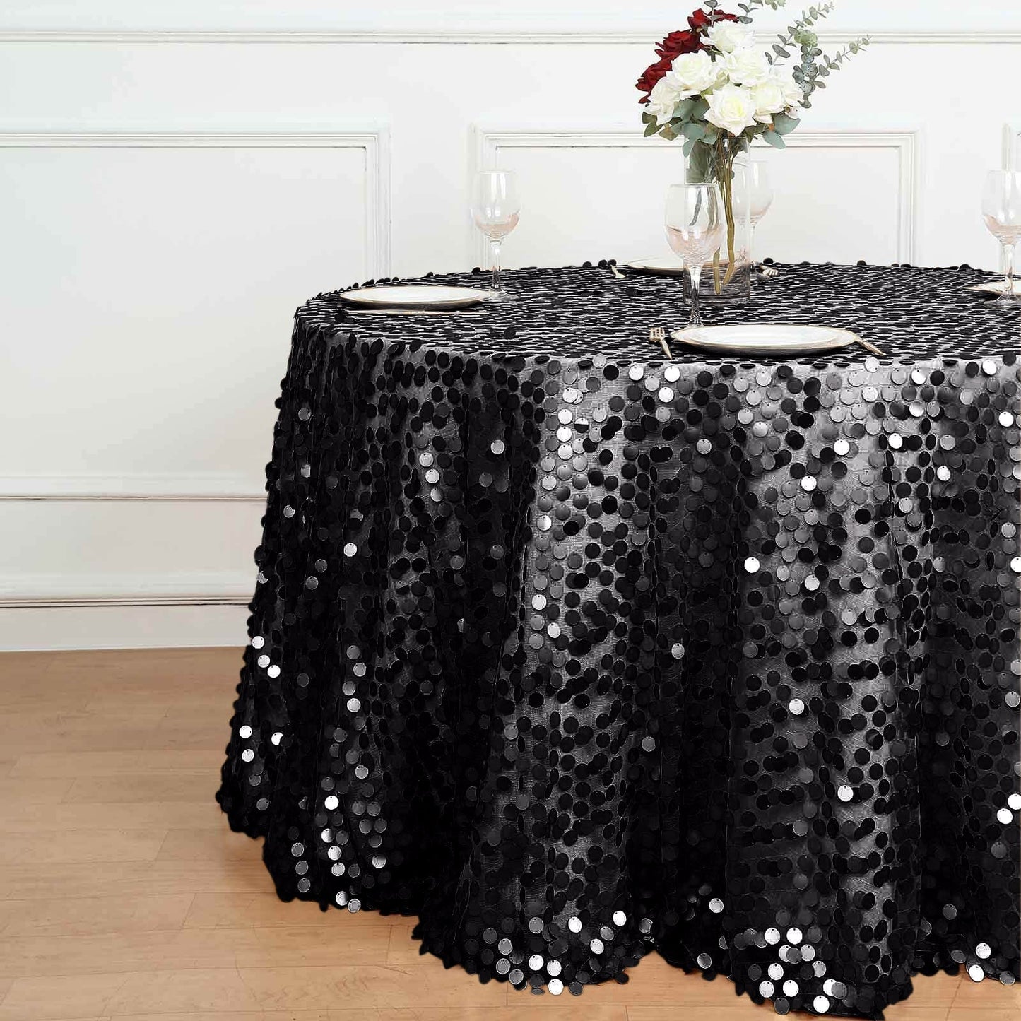 Sequin 120" Round Tablecloth Black - Seamless Big Payette Design for Luxe Celebrations - NestOCart