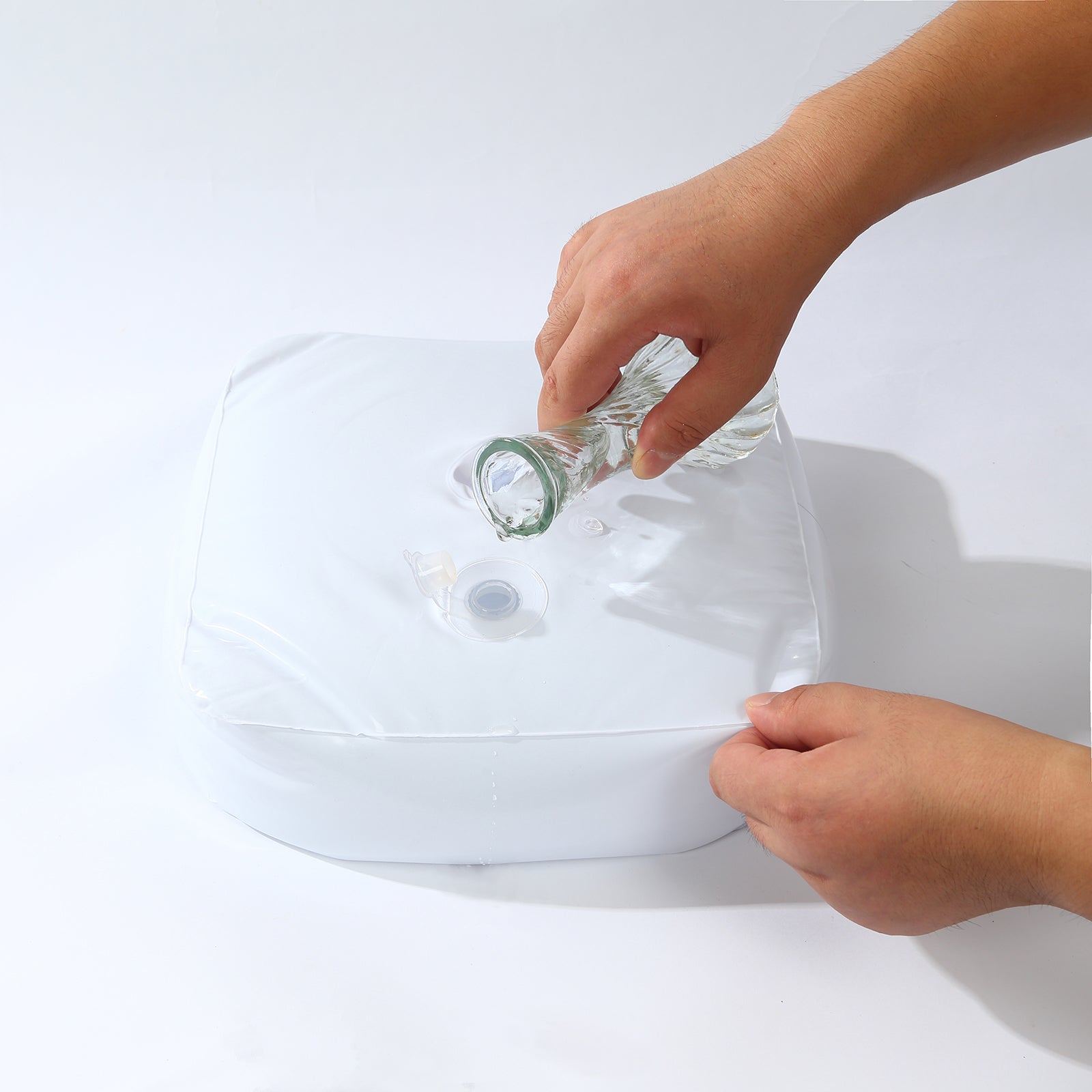 Set of 2 Free Bending White Balloon Column Stand Kit, Half Arch Balloon Tower Stands with Water Fillable Base, Hand Air Pump and Clips - 8ft,5ft - Bell Racket Store