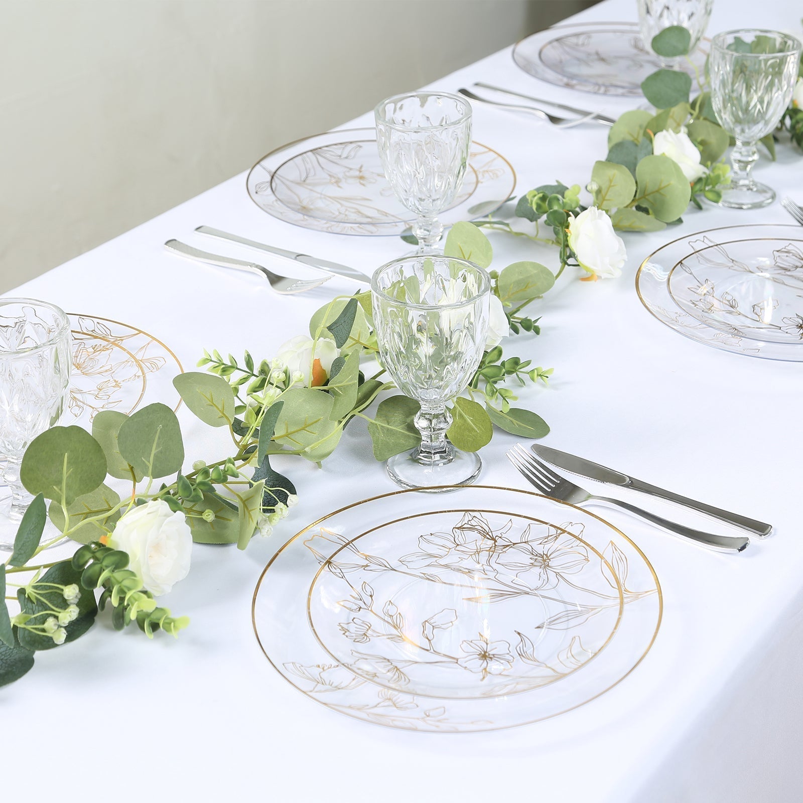 Set of 20 Plastic Round Dinner and Dessert Plates in Clear with Metallic Gold Floral Design - Stylish Disposable Dinnerware 8", 10" - Bell Racket Store