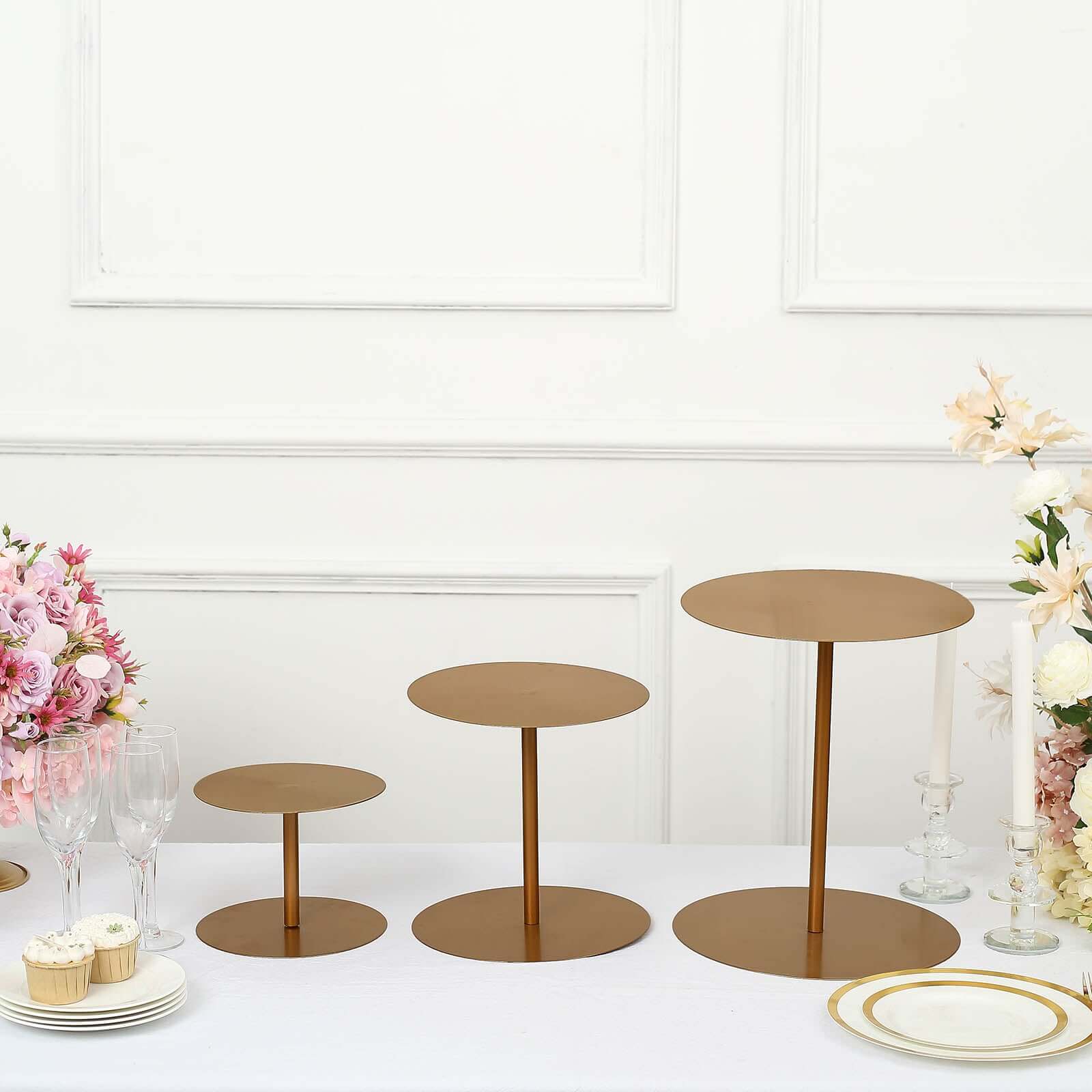 Set of 3 Metal Pedestal Cake Stands Heavy Duty Round Design Gold - Cupcake Dessert Display Props 8", 10", 12" - Bell Racket Store