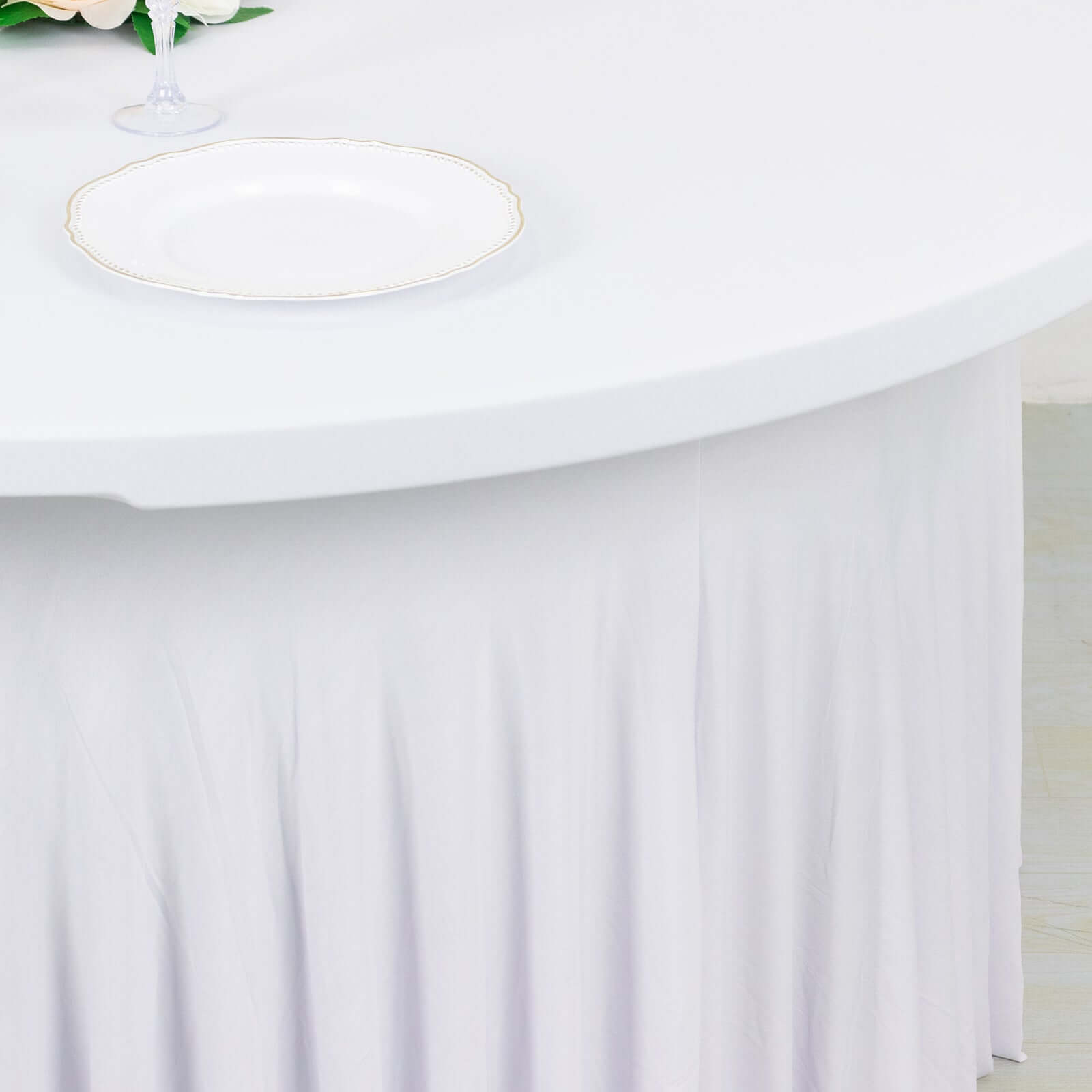 Spandex Round 6ft Table Skirt White with Wavy Skirt - Like Effect Stylish Table Cover for Weddings, Banquets & Trade Shows - Bell Racket Store