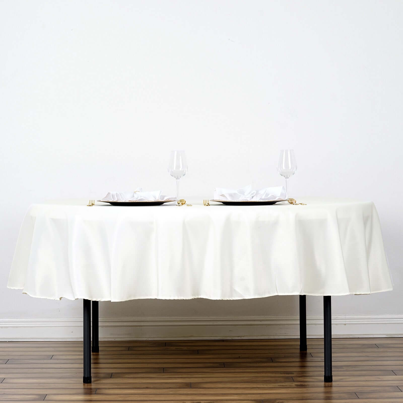 Polyester 90" Round Tablecloth Ivory - Stain & Wrinkle-Resistant Table Cover