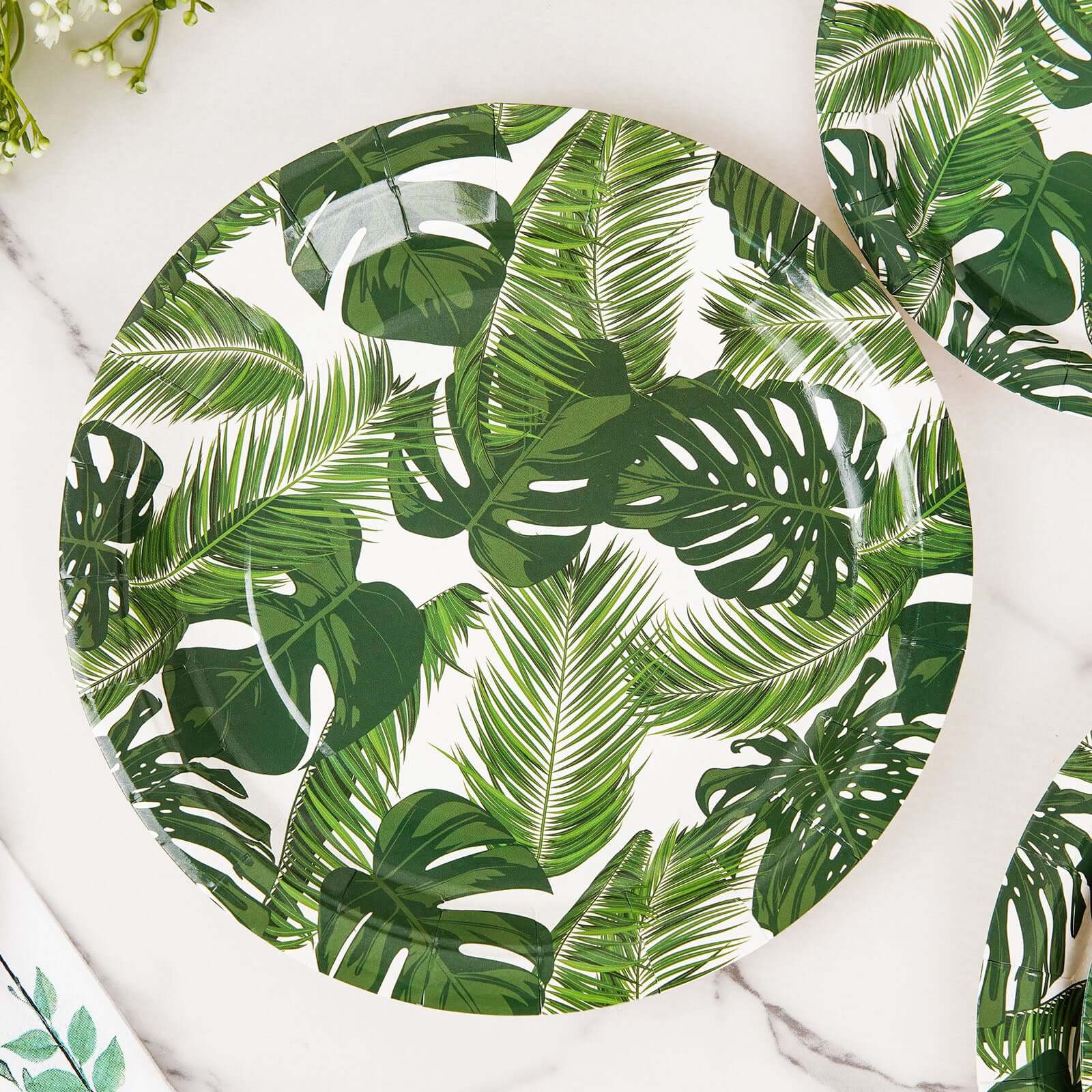 25-Pack Paper 9" Round Dinner Plates in White with Tropical Palm Leaf Design - Disposable 300GSM Party Plates for Luau & Summer Gatherings