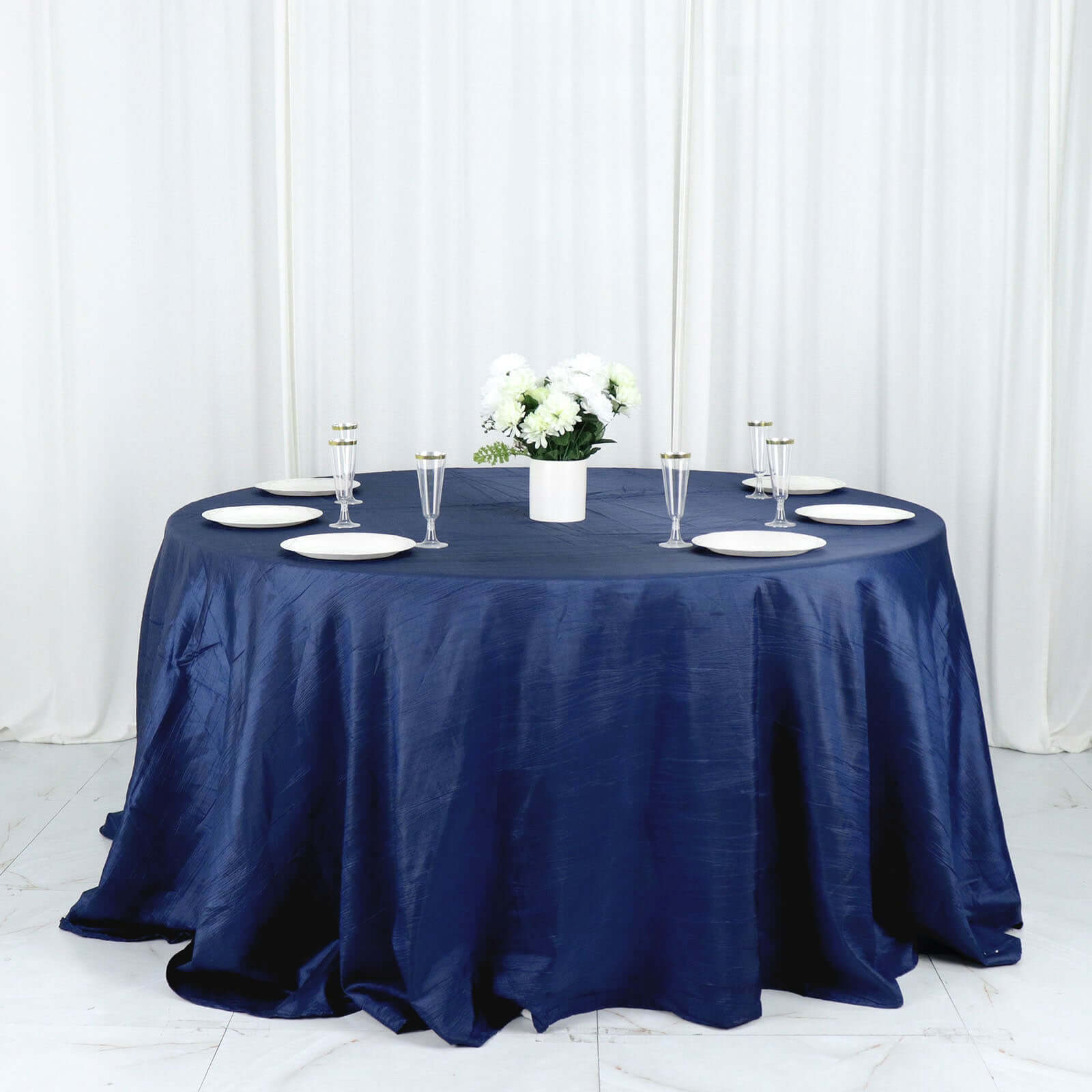 Taffeta 132" Round Tablecloth Navy Blue - Seamless Accordion Crinkle Table Cover