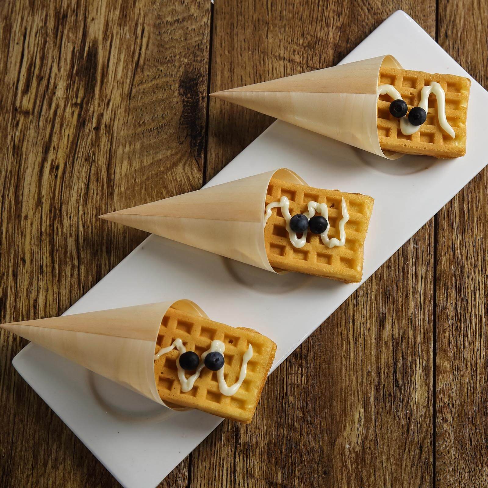 50-Pack Pine Wood Food Cones Eco Friendly Natural Disposable Design - 100% Biodegradable Tasting Serving Cones 6"