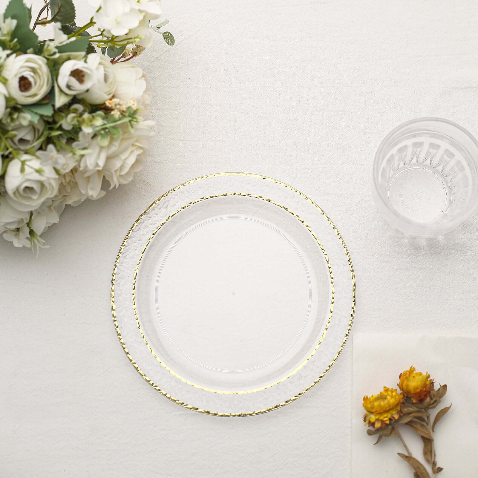10-Pack Plastic 7.5" Round Appetizer Plates in Clear Hammered Design with Gold Rim - Disposable Salad Plates for Chic Banquets & Special Occasions
