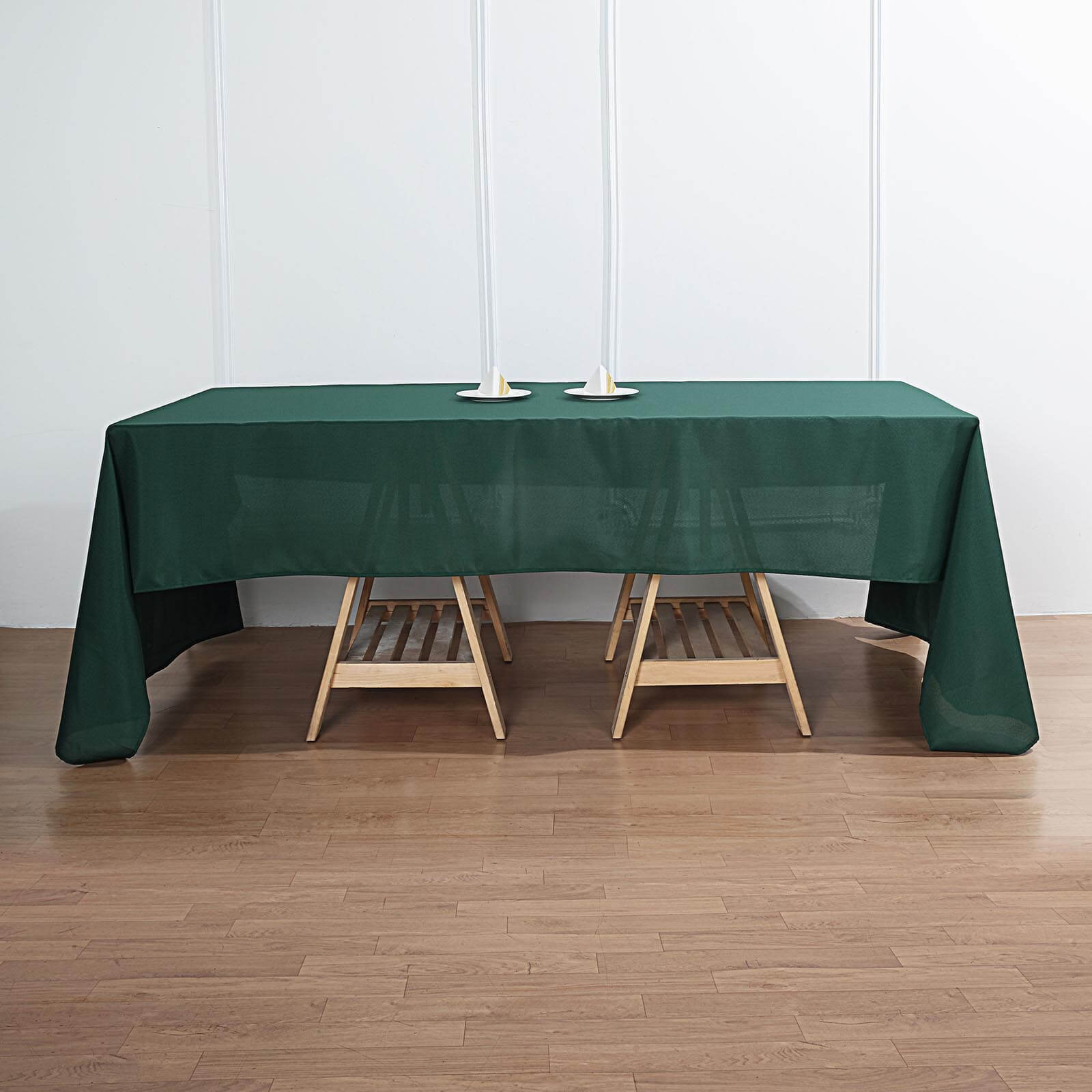 Polyester 60"x126" Rectangle Tablecloth Hunter Emerald Green - Wrinkle-Resistant Table Cover